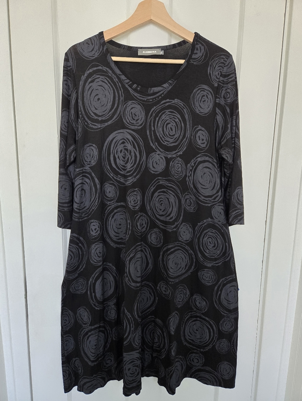 Alembika Women's Black Rosette Midi Dress Size M Artsy Lagenlook LBD Minimalist